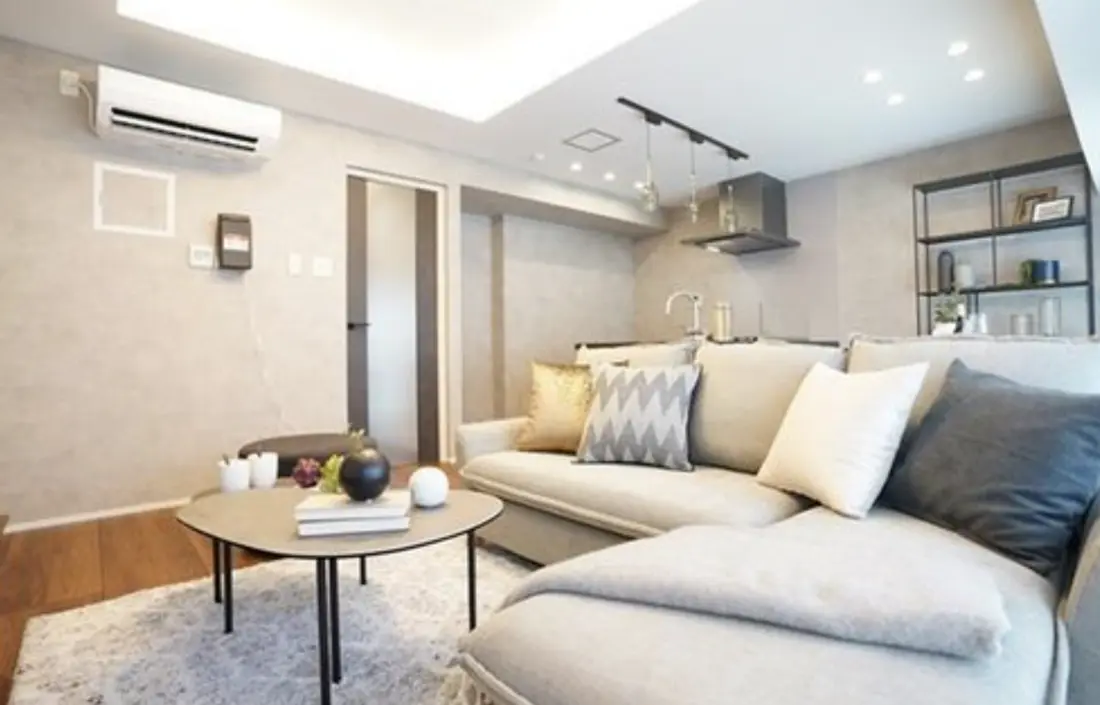Roppongi 10 min Renovated 1 Bedroom Apartment