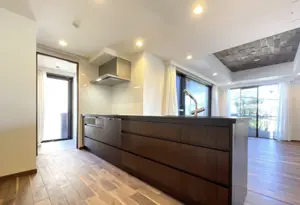 Ebisu 8 min Renovated 3 Bedroom Apartment — 3