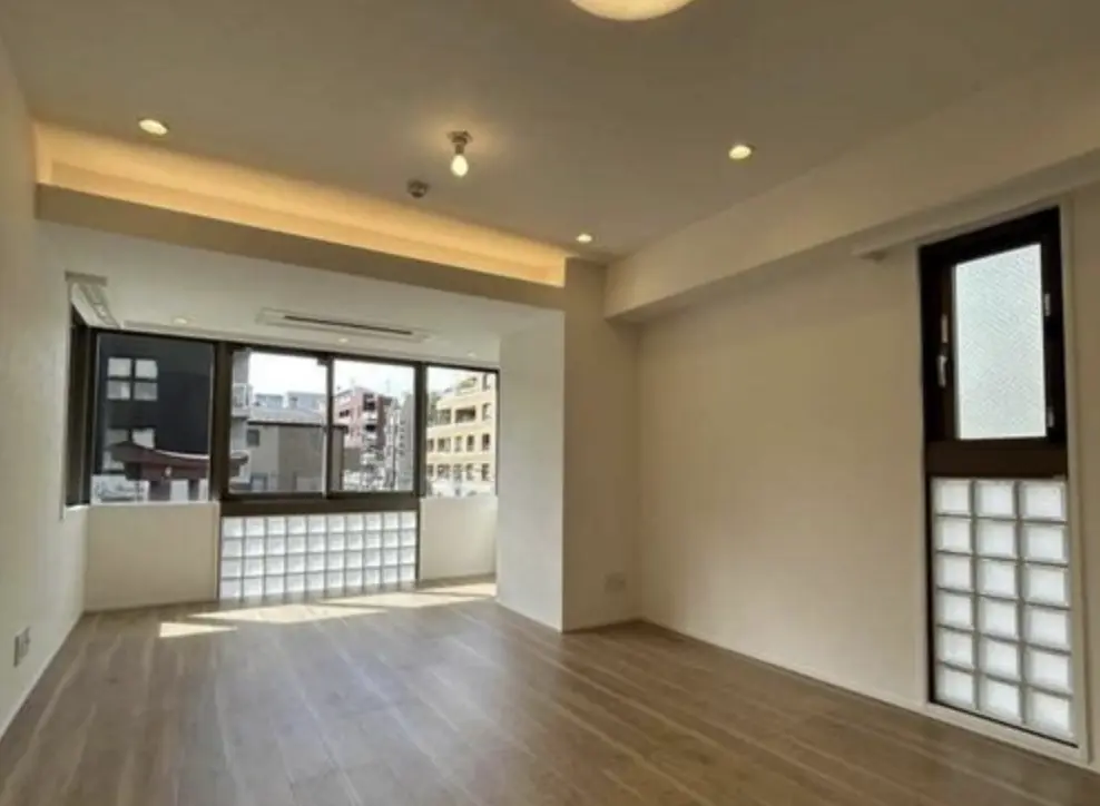 Shirokanetakanawa 3 min Renovated 2 Bedroom Apartment