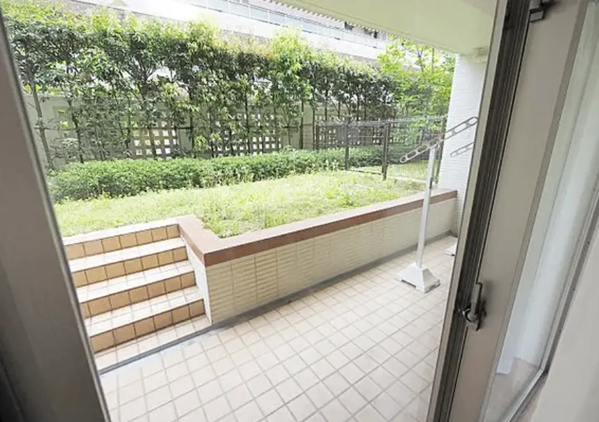 Futakotamagawa 9 min Private Terrace Renovated 2 Bedroom Apartment