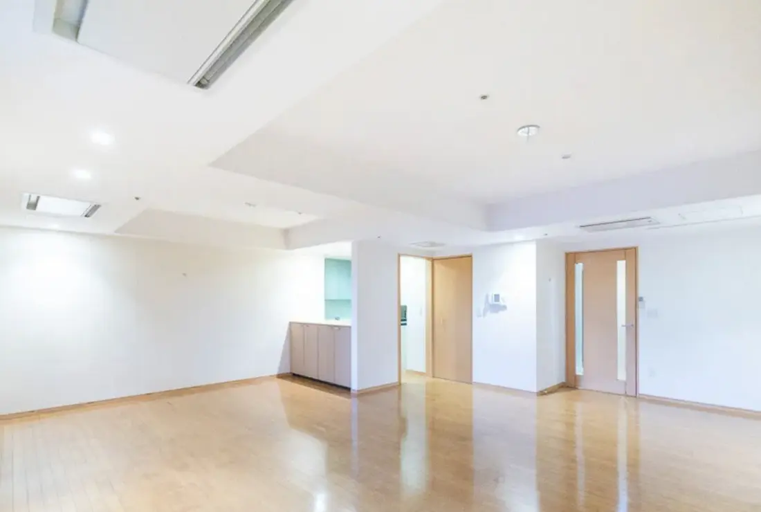 Roppongi Hills Residence B 2 Bedroom Apartment
