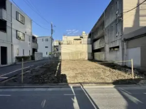 Iidabashi 7 min Land — 5