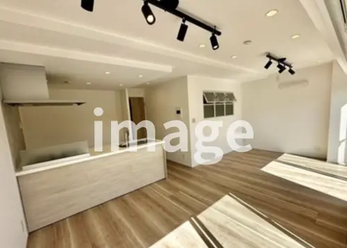 Ebisu 10 min Renovated 3 Bedroom Apartment