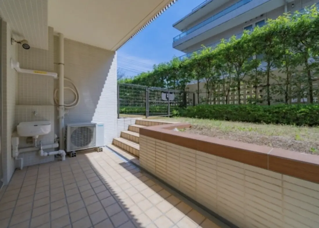 Futakotamagawa 9 min Private Terrace Renovated 2 Bedroom Apartment