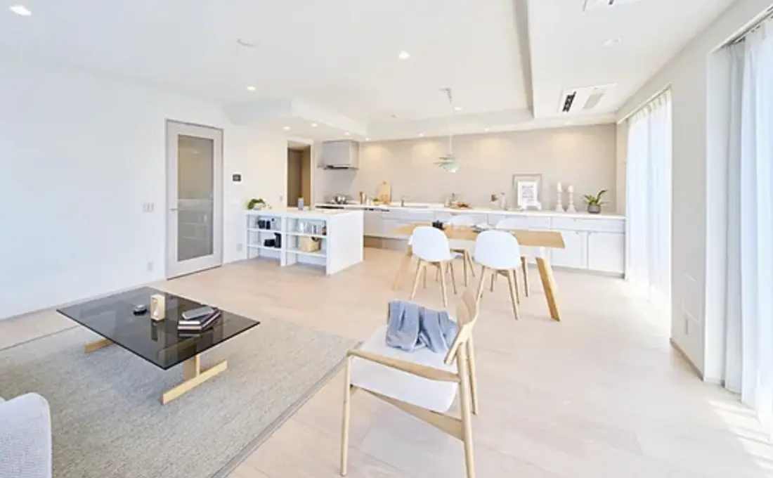 Kamimachi 6 min Renovated 3 Bedroom Apartment