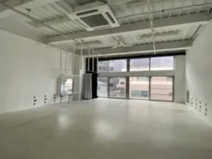 Azabujuban 7 min 5 Stories RC House — 2