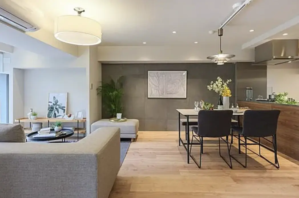 Shirokanedai 2 min Renovated 3 Bedroom Apartment