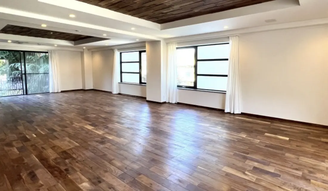 Shirokanetakanawa 10 min Renovated 3 Bedroom Apartment
