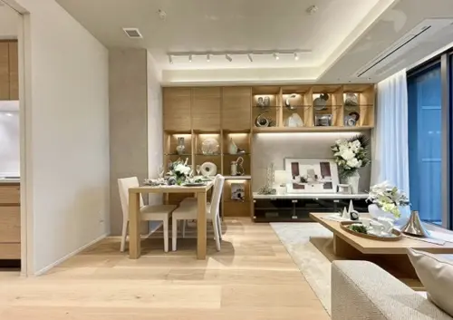 Nogizaka 3 min Renovated 2 Bedroom Apartment