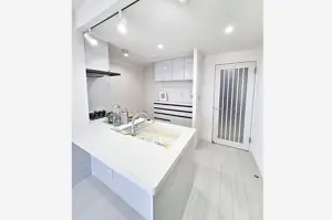 Shinsen 5 min Renovated 2 Bedroom Apartment — 5