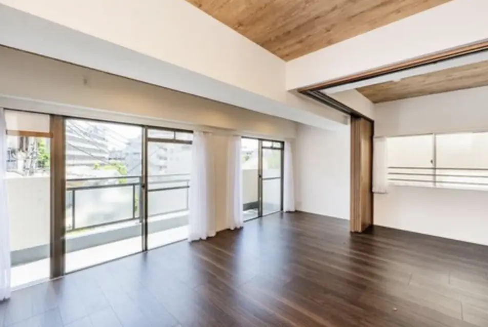 Ebisu 8 min Renovated 2 Bedroom Apartment