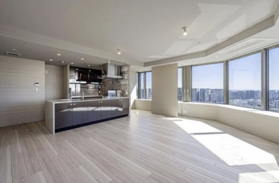 Park Tower Grand Sky High Floor City View