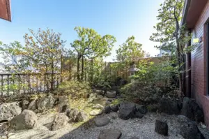 Ebisu/ Hiroo Vintage 3 Bedroom Apartment with Roof Balcony — 4