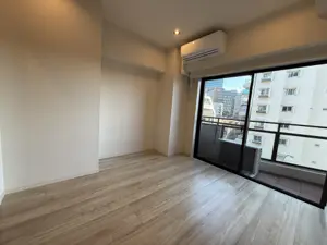 Shibuya 13 min / Shinsen 7 min Designer renovated 3 Bedroom Apartment — 3